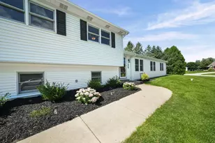 376 Nathan Terrace, Valparaiso, IN 46383 - Photo 4