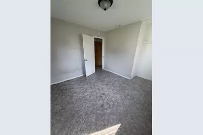 640 S New Jersey Street, Gary, IN 46403 - Photo 10