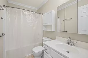 325 Galway Dr, Valparaiso, IN 46385 - Photo 14