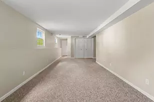 325 Galway Dr, Valparaiso, IN 46385 - Photo 18
