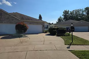 2202 Stori Ln, Valparaiso, IN 46383 - Photo 2