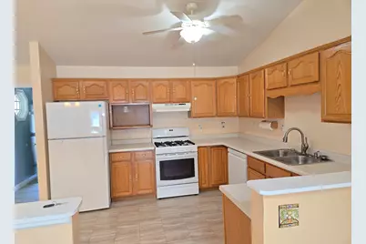 2202 Stori Lane, Valparaiso, IN 46383 - Photo 6