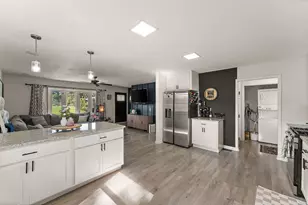 5789 Springfield Ave, Portage, IN 46368 - Photo 8