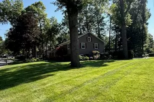 4000 Hemlock Dr, Valparaiso, IN 46383 - Photo 4