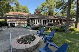 4000 Hemlock Dr, Valparaiso, IN 46383 - Photo 16