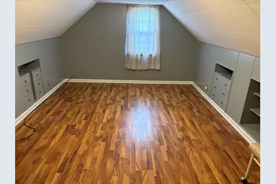 3824 S Cameron Avenue, Hammond, IN 46327 - Photo 10