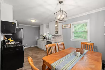 1076 W 11th Street, Hobart, IN 46342 - Photo 8