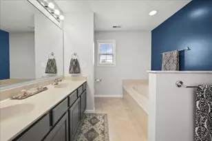 328 Pepper Creek Dr, Valparaiso, IN 46385 - Photo 20