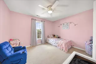 328 Pepper Creek Dr, Valparaiso, IN 46385 - Photo 22