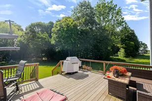 875 Farmview Dr, Valparaiso, IN 46383 - Photo 30
