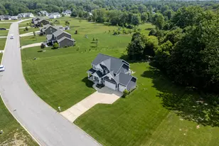 875 Farmview Dr, Valparaiso, IN 46383 - Photo 1