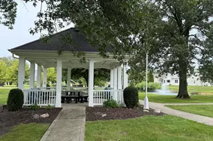 2909 Foggy Glen Dr, Valparaiso, IN 46385 - Photo 16