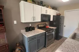 2909 Foggy Glen Dr, Valparaiso, IN 46385 - Photo 10