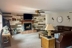 9942 Forest St, Dyer, IN 46311 - Photo 10