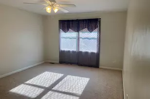 9942 Forest St, Dyer, IN 46311 - Photo 16