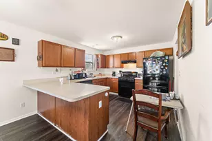 1230 W 82nd Ln, Merrillville, IN 46410 - Photo 8