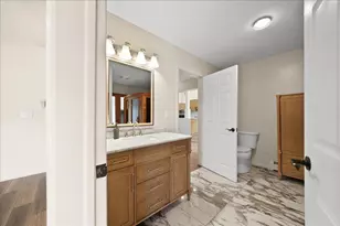 10 Vine Dr, Hebron, IN 46341 - Photo 22