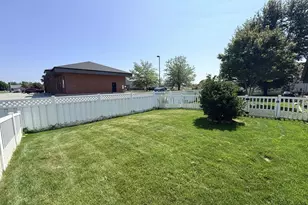 10653 Keystone Ln, Crown Point, IN 46307 - Photo 18