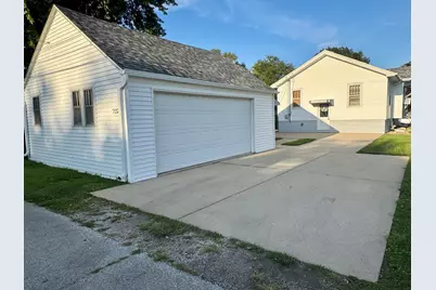 7132 Alexander Avenue, Hammond, IN 46323 - Photo 2