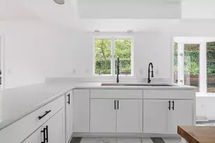456 Roxbury Rd, Valparaiso, IN 46385 - Photo 10