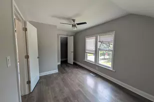 903 Drackert St, Hammond, IN 46320 - Photo 30