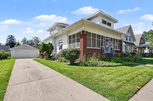 210 G St, La Porte, IN 46350 - Photo 4