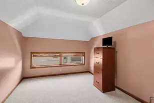 210 G St, La Porte, IN 46350 - Photo 18