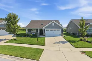 8069 Cranberry Dr, Saint John, IN 46373 - Photo 2