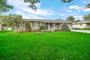 155 Lexington St, Valparaiso, IN 46385 - Photo 2