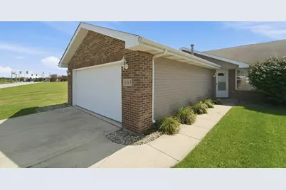 1103 W 84th Drive, Merrillville, IN 46410 - Photo 2