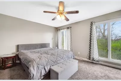 809 W 126th Court, Crown Point, IN 46307 - Photo 8
