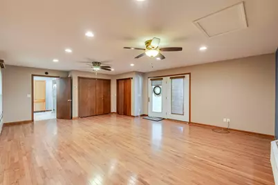 7803 Colorado Street, Merrillville, IN 46410 - Photo 14