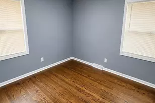 3931 Clough Ave, Highland, IN 46322 - Photo 18
