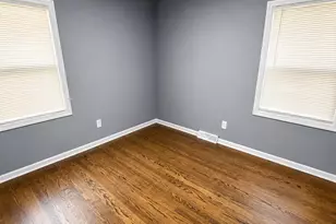 3931 Clough Ave, Highland, IN 46322 - Photo 14