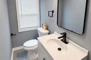 3931 Clough Ave, Highland, IN 46322 - Photo 22