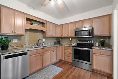 2288 Bordeaux Walk #D2, Highland, IN 46322 - Photo 10