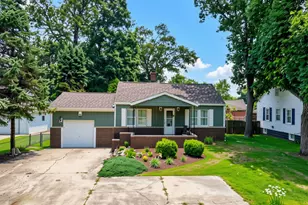 803 E Lake St, Knox, IN 46534 - Photo 1