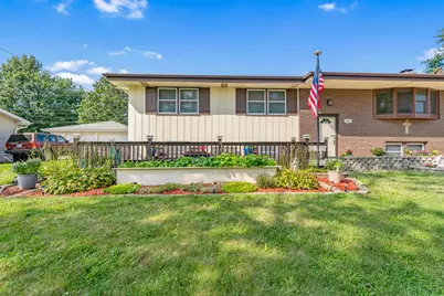 1818 W 94th Avenue, Crown Point, IN 46307 - Photo 2