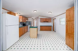 307 S Chestnut St, Earl Park, IN 47942 - Photo 12