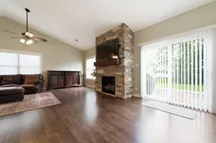 9389 W 107th Pl, Saint John, IN 46373 - Photo 2