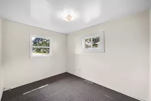 700 E 49th Ave, Gary, IN 46409 - Photo 8
