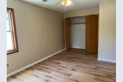 7717 Chestnut Avenue, Hammond, IN 46324 - Photo 8