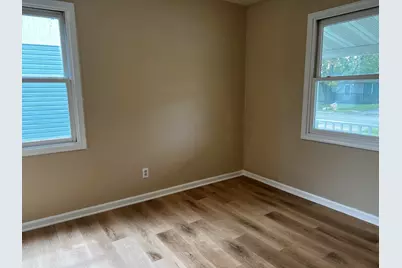 7717 Chestnut Avenue, Hammond, IN 46324 - Photo 6