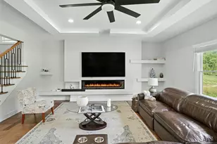 9563 Corydalis Ave, Saint John, IN 46373 - Photo 2