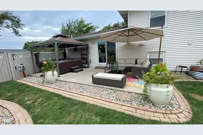 1425 W 97th Place, Crown Point, IN 46307 - Photo 10