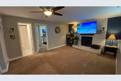 1425 W 97th Place, Crown Point, IN 46307 - Photo 6
