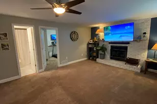1425 W 97th Pl, Crown Point, IN 46307 - Photo 6