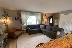1425 W 97th Pl, Crown Point, IN 46307 - Photo 32
