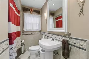 3911 Jewett Ave, Highland, IN 46322 - Photo 12