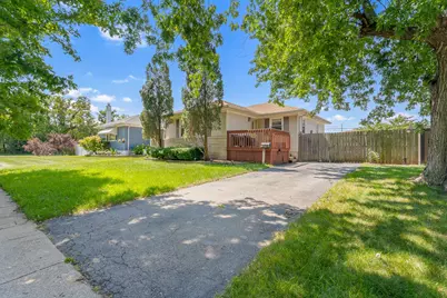 7642 Montana Avenue, Hammond, IN 46323 - Photo 2